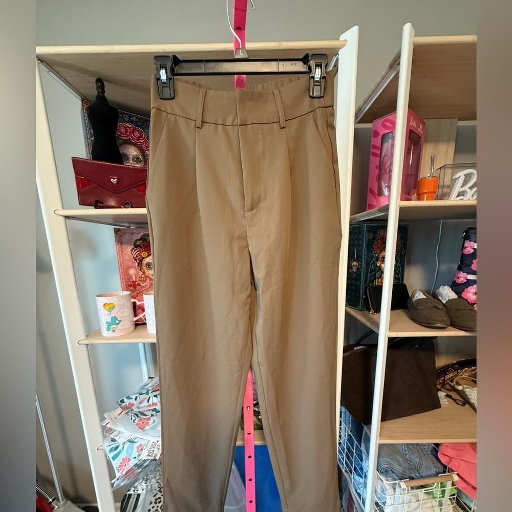Halara dress pants Size small NWOT